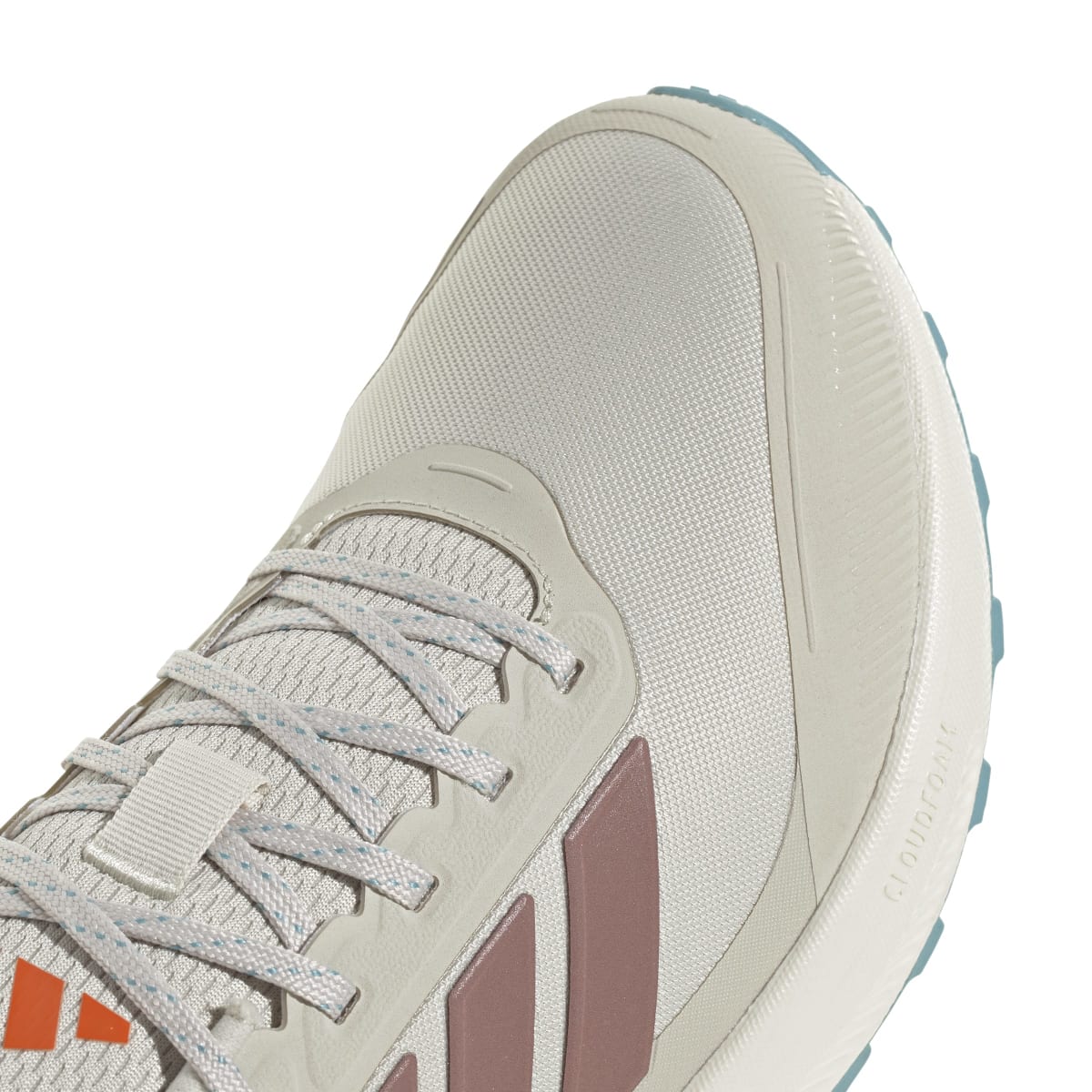 JP7627_9_FOOTWEAR_Photography_Detail View 2_white JP7627_9_FOOTWEAR_Photography_Detail View 2_white